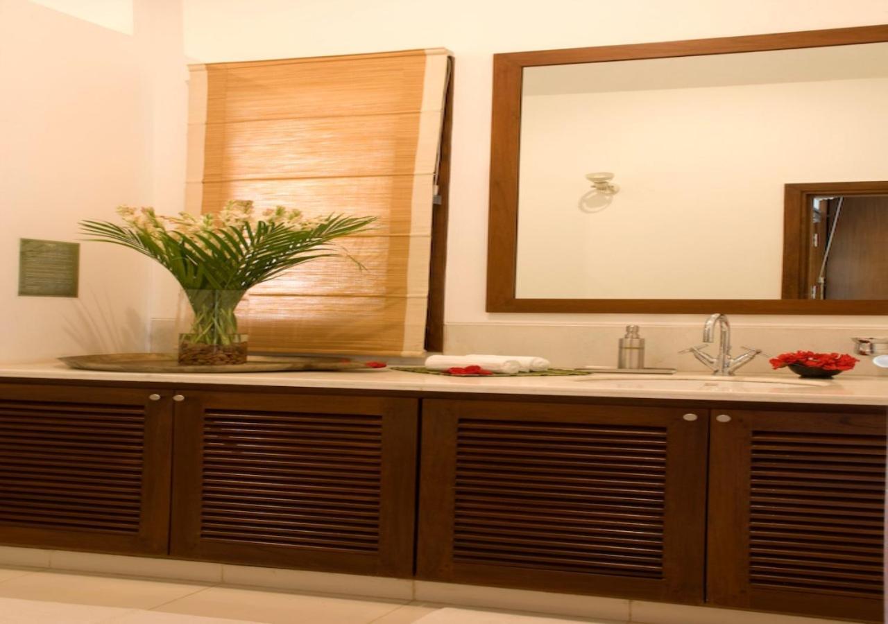 Hotel Shreyas Retreat à Nelamangala Extérieur photo