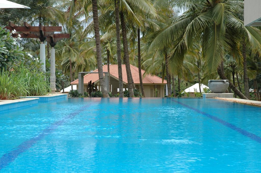 Hotel Shreyas Retreat à Nelamangala Extérieur photo