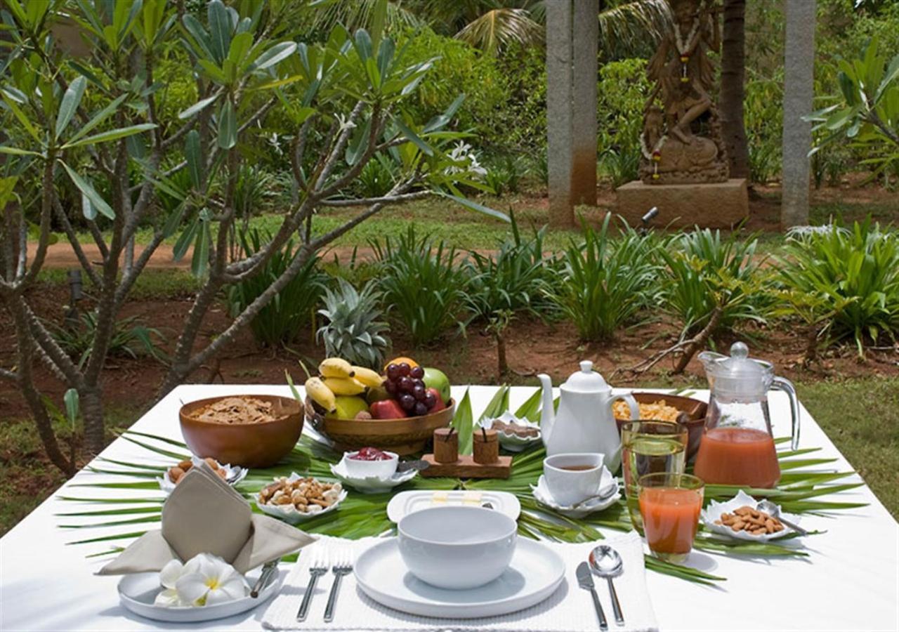 Hotel Shreyas Retreat à Nelamangala Extérieur photo